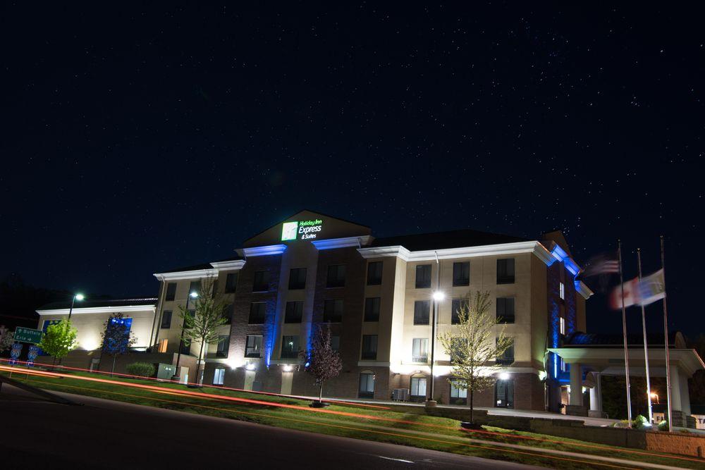 Express & Erie An Ihg North East