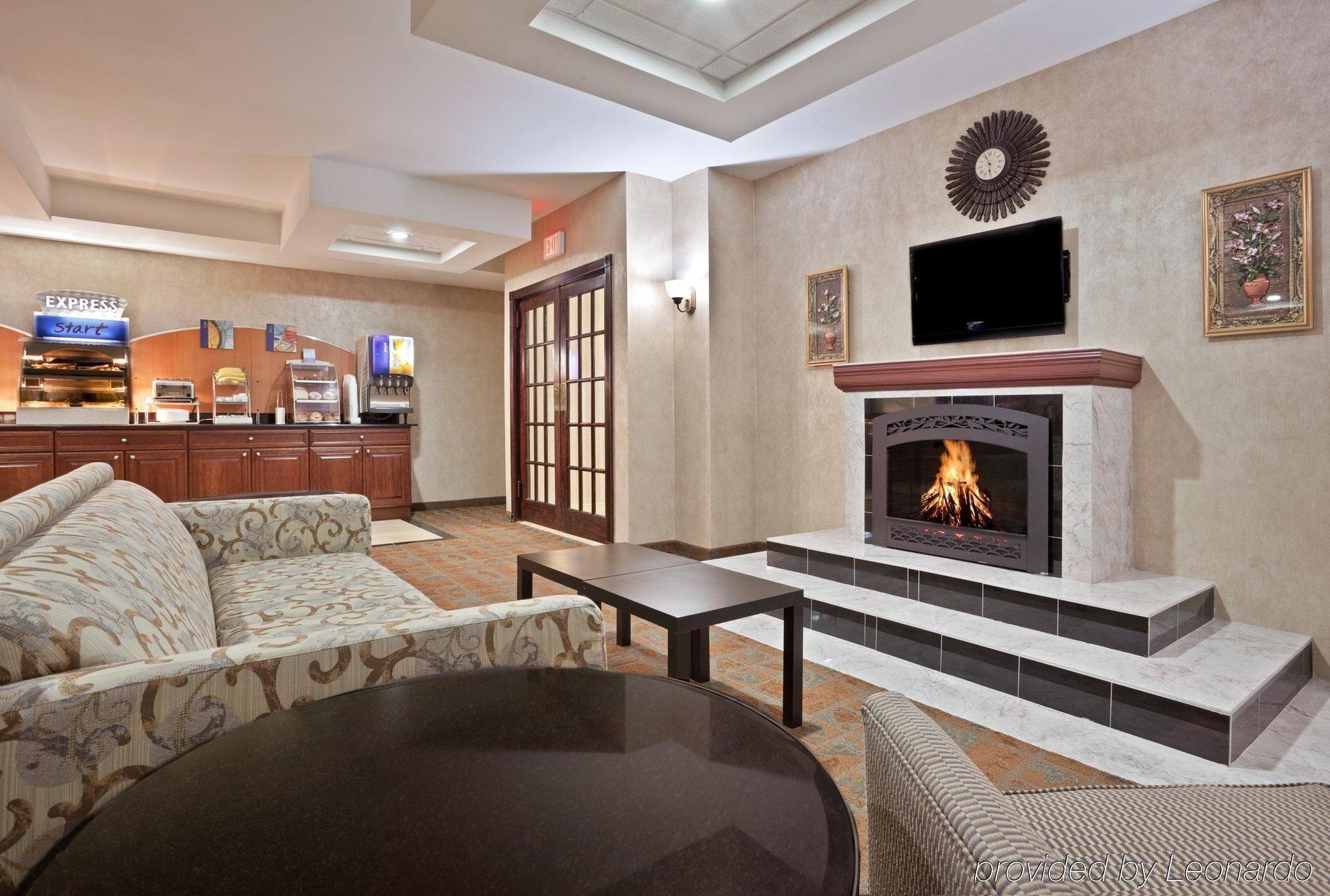 Express & Erie An Ihg 3* North East