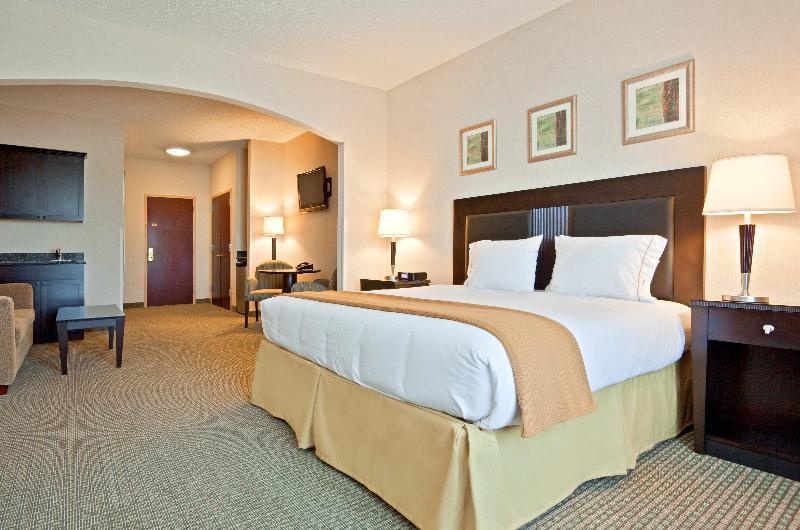 Resort Express & Erie An Ihg North East