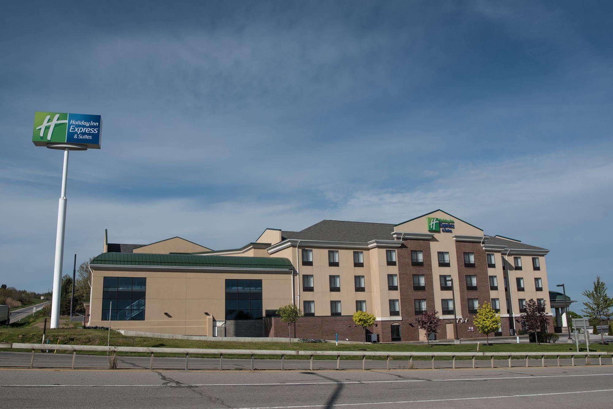 Express & Erie An Ihg Resort North East